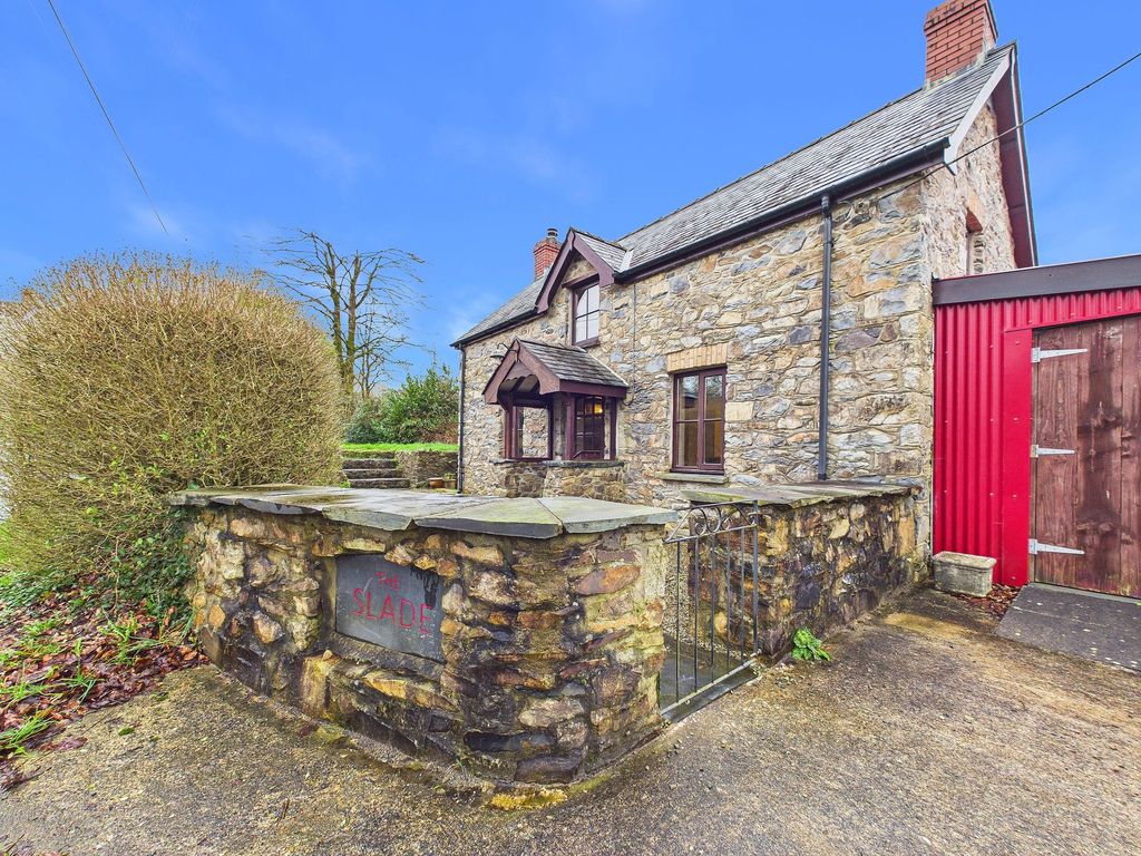 3 bed detached house for saleClarbeston Road SA63