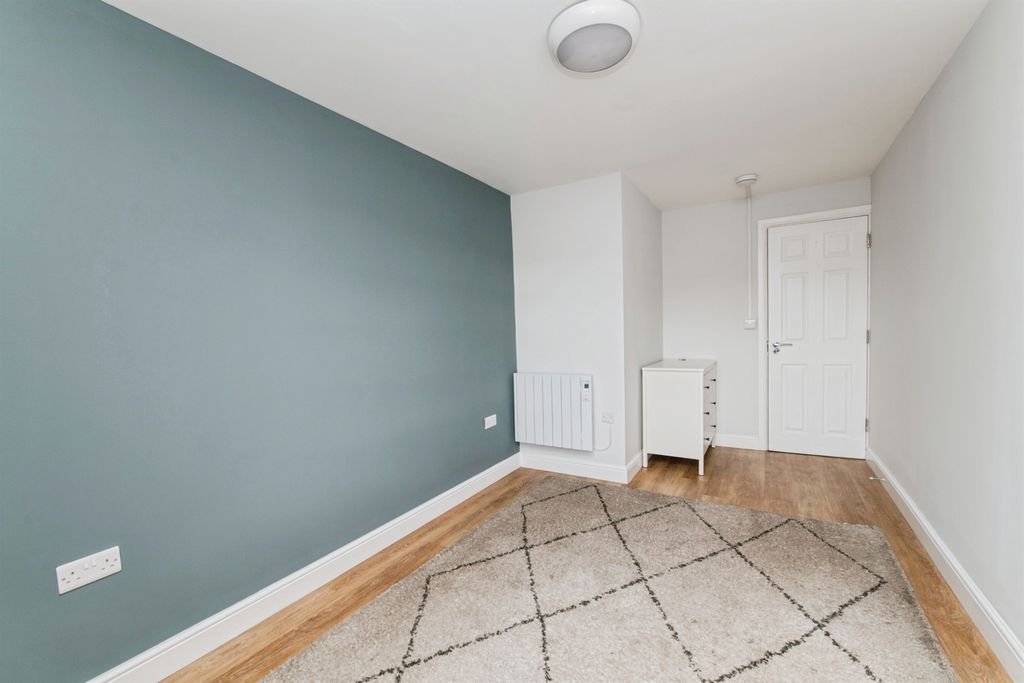 Additional image 11 of 2 bed flat for saleCowley Bridge Road, Exeter EX4