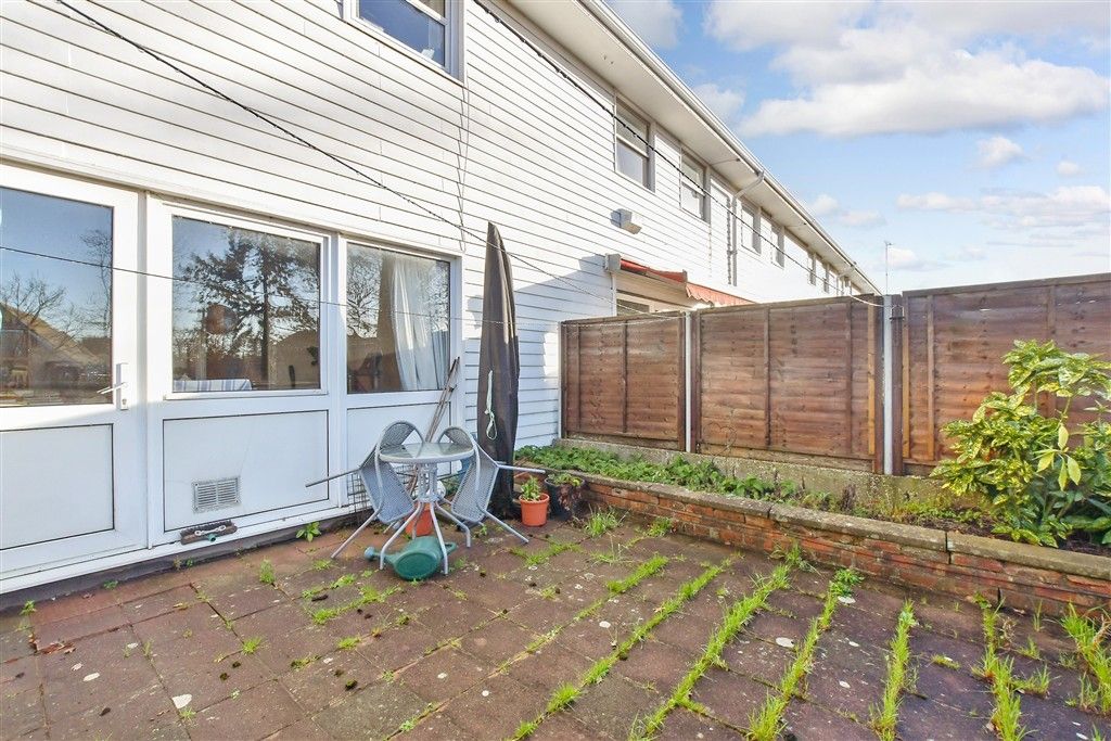 Additional image 3 of 3 bed maisonette for saleHigh Street, Cranleigh, Surrey GU6