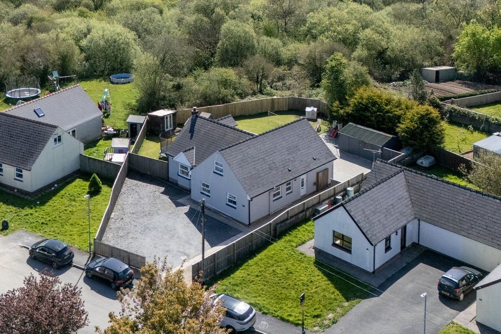 5 bed detached house for saleLamborough Crescent, Clarbeston Road SA63