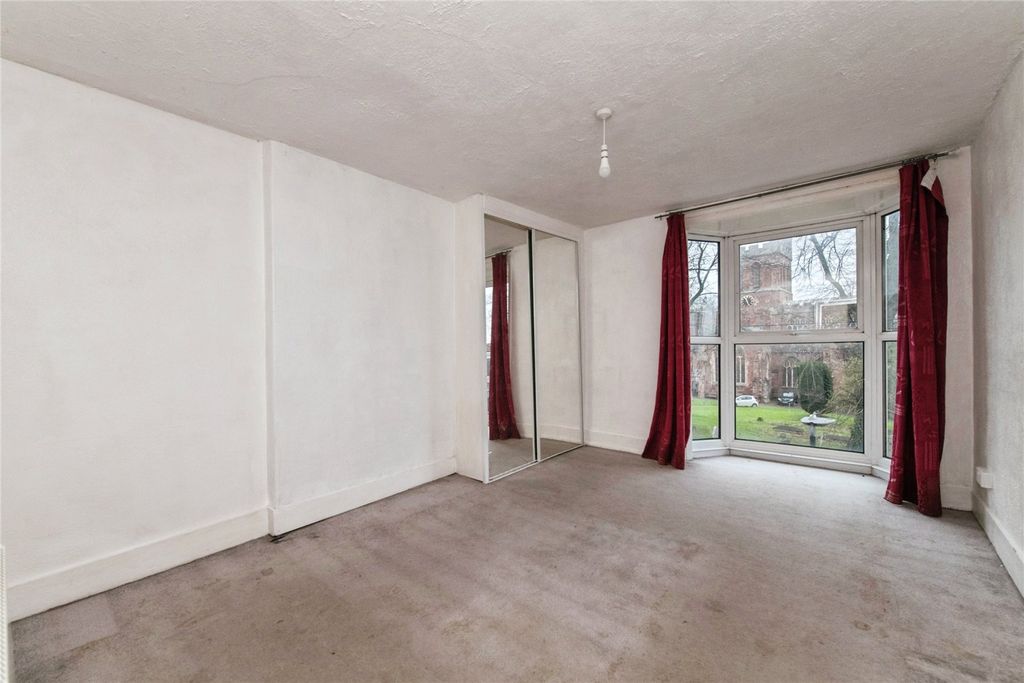 Additional image 16 of 5 bed flat for saleEast Street, Crediton, Devon EX17