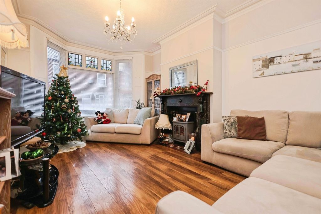 Additional image 2 of 5 bed end terrace house for saleAshtree Road, Cradley Heath B64