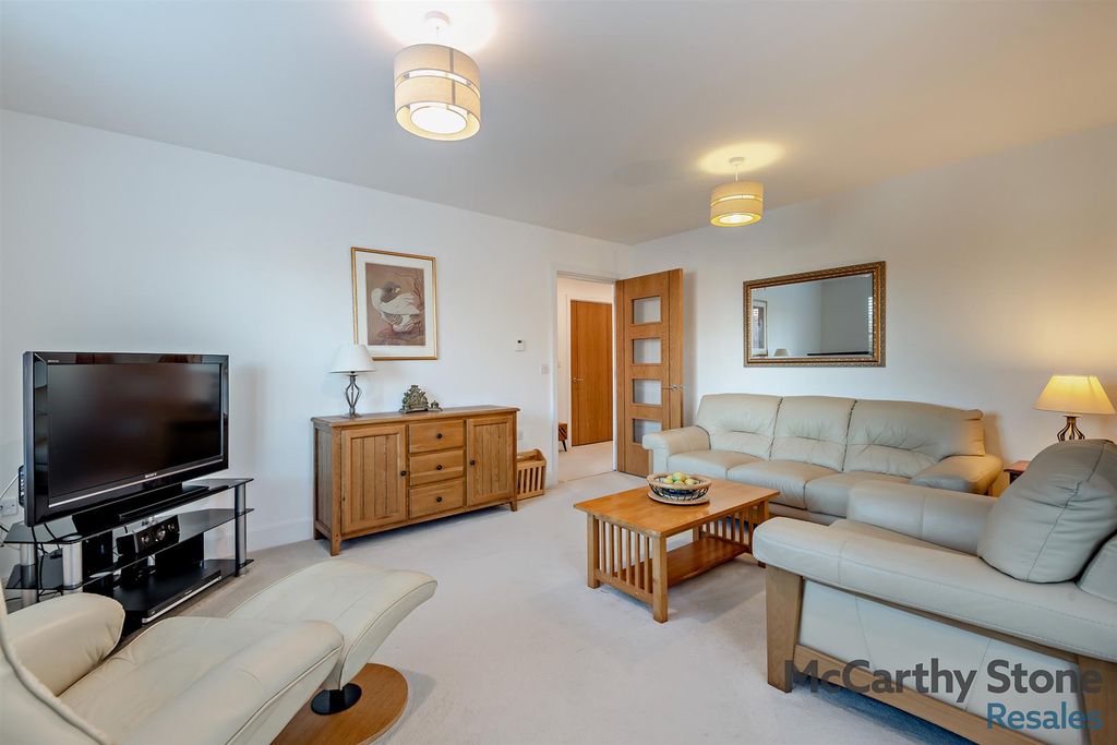 Additional image 4 of 1 bed flat for saleHorsley Place, High Street, Cranbrook TN17