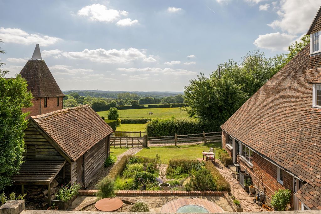 Additional image 2 of 7 bed detached house for saleCranbrook, Kent TN17