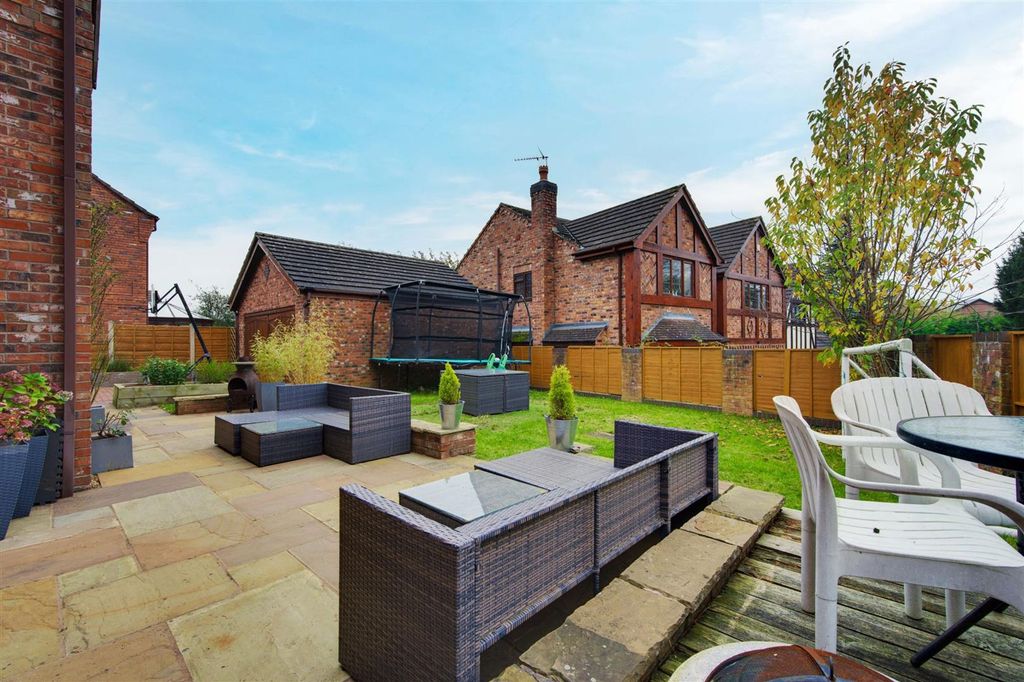 Additional image 26 of 5 bed detached house for saleTudor Way, Congleton CW12