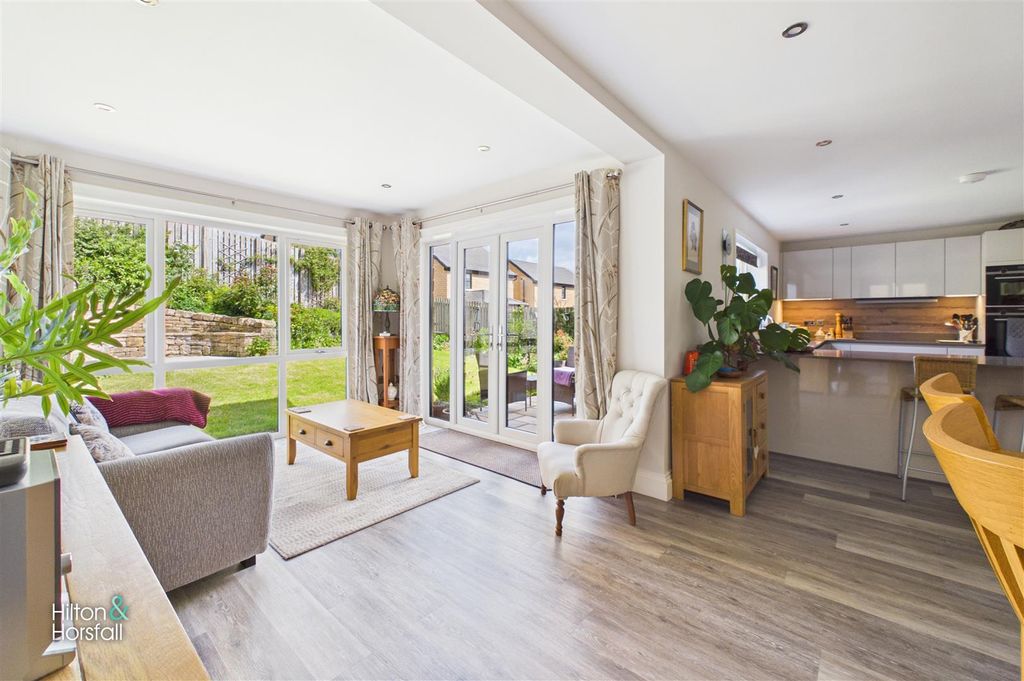 Additional image 7 of 4 bed detached house for saleCoates Road, Colne BB8