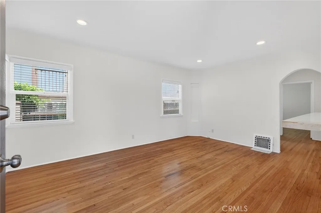 Additional image 6 of 610 E Fairview Boulevard, Inglewood, CA 90302