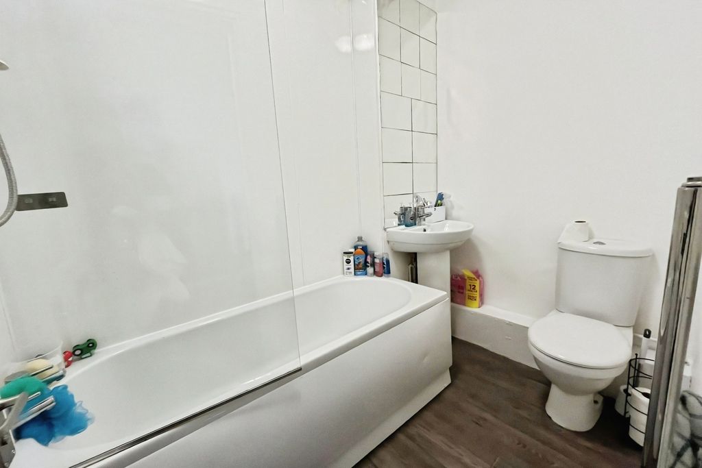 Additional image 9 of 4 bed flat for saleStation Road, Aspatria, Wigton, Cumbria CA7