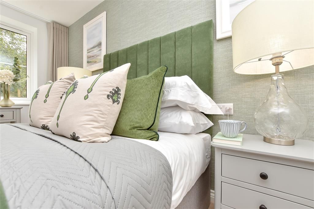 Additional image 9 of 1 bed flat for saleVictoria Road, Cranleigh, Surrey GU6