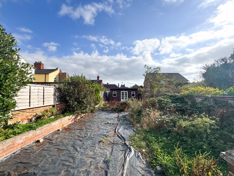 Additional image 10 of 4 bed semi-detached house for saleMill Road, Cleethorpes DN35