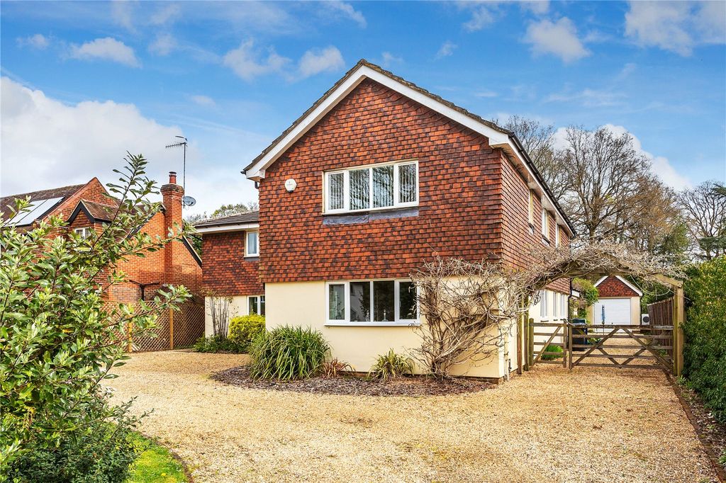 Additional image 36 of 4 bed detached house for saleWoodland Avenue, Cranleigh, Surrey GU6