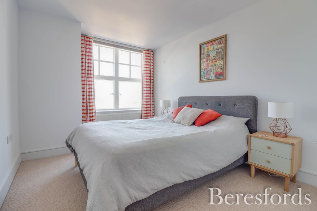 Additional image 7 of 2 bed flat for saleHigh Street, Colchester CO1