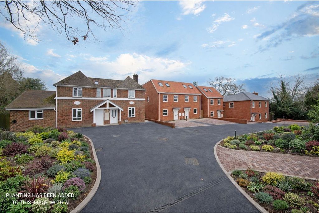 Additional image 20 of 4 bed semi-detached house for saleSycamore House, Waterloo Road, Cranbrook TN17