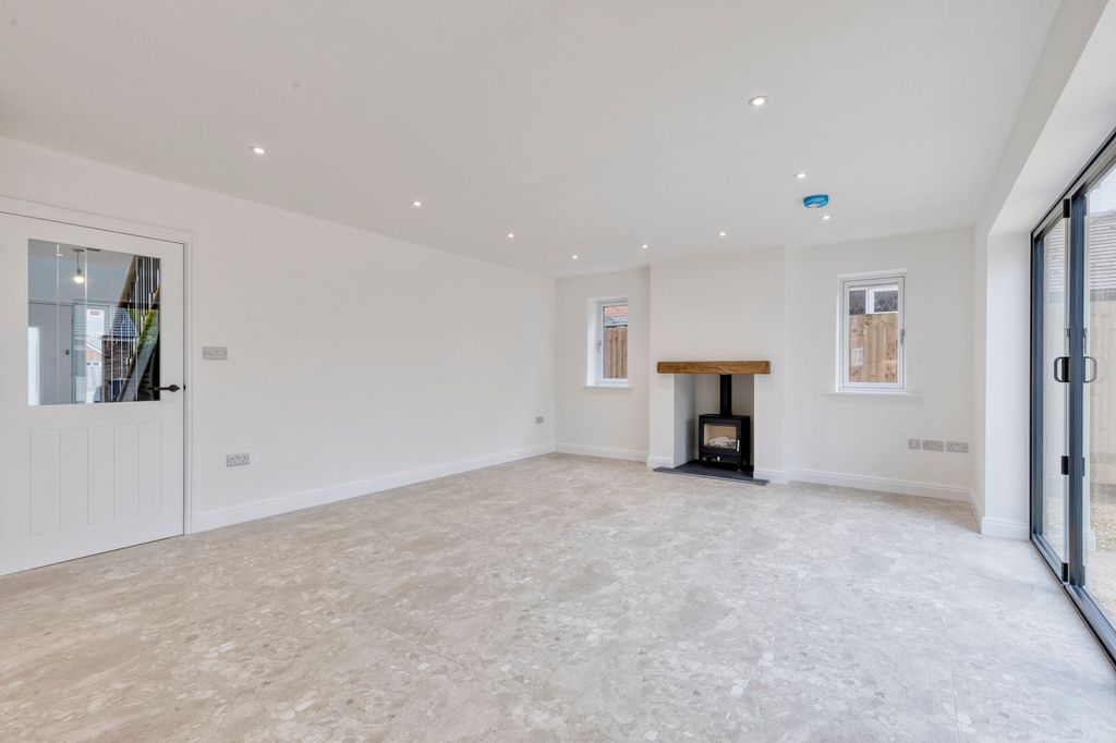 Additional image 5 of 4 bed detached house for salePlot 2, 27 Crewe Road, Shavington, Crewe CW2