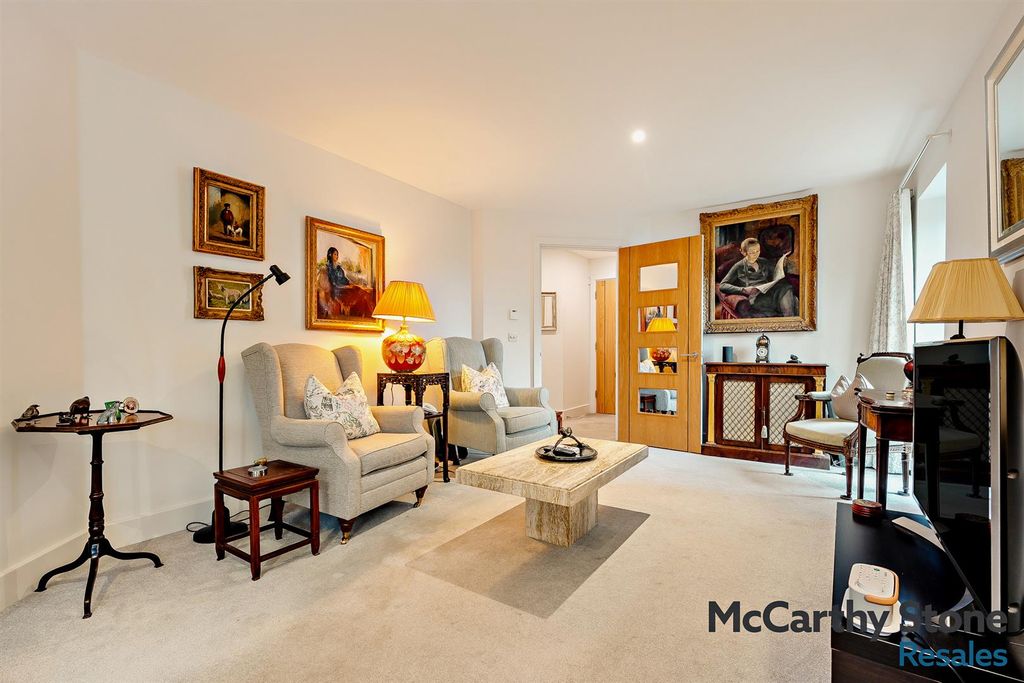 Additional image 6 of 2 bed flat for saleHorsley Place, High Street, Cranbrook, Kent TN17