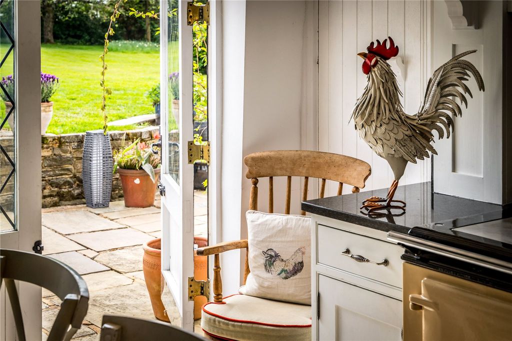 Additional image 21 of 6 bed detached house for saleAlfold Road, Cranleigh, Surrey GU6