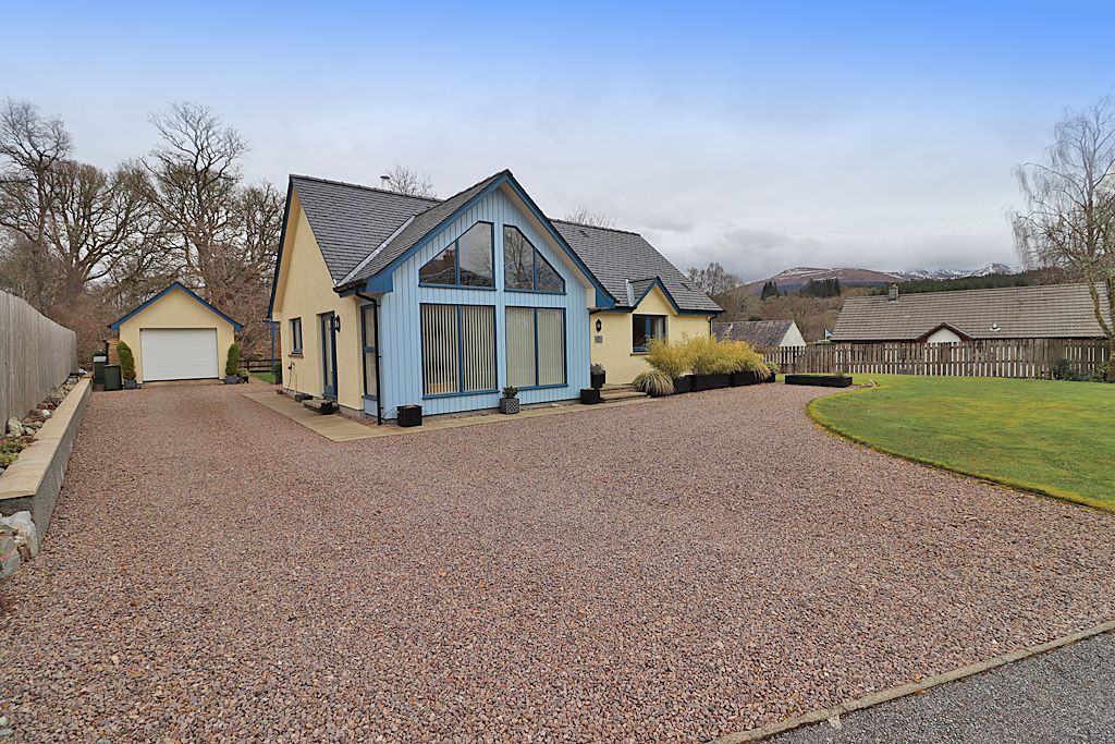 3 bed detached house for saleBurnside, Spean Bridge PH34