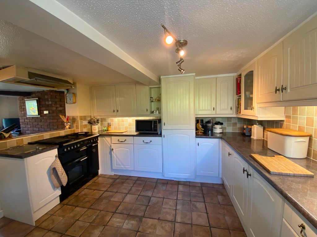 Additional image 6 of 4 bed detached house for saleCemetery Road, Weston, Crewe CW2