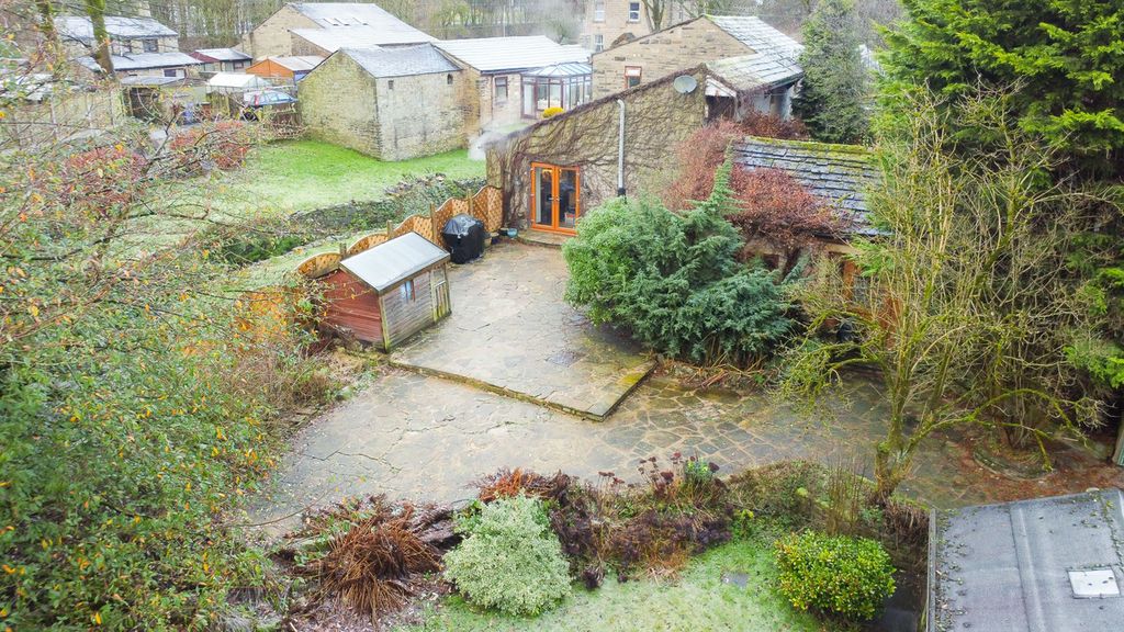 Additional image 24 of 4 bed property for saleGreenfield Road, Colne BB8