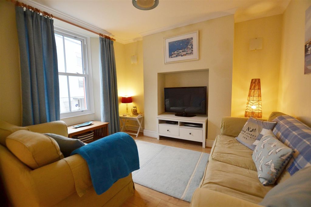Additional image 9 of 2 bed flat for saleWogan Terrace, Saundersfoot SA69