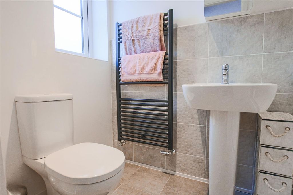 Additional image 25 of 5 bed detached house for saleLanky Gardens, Colne BB8
