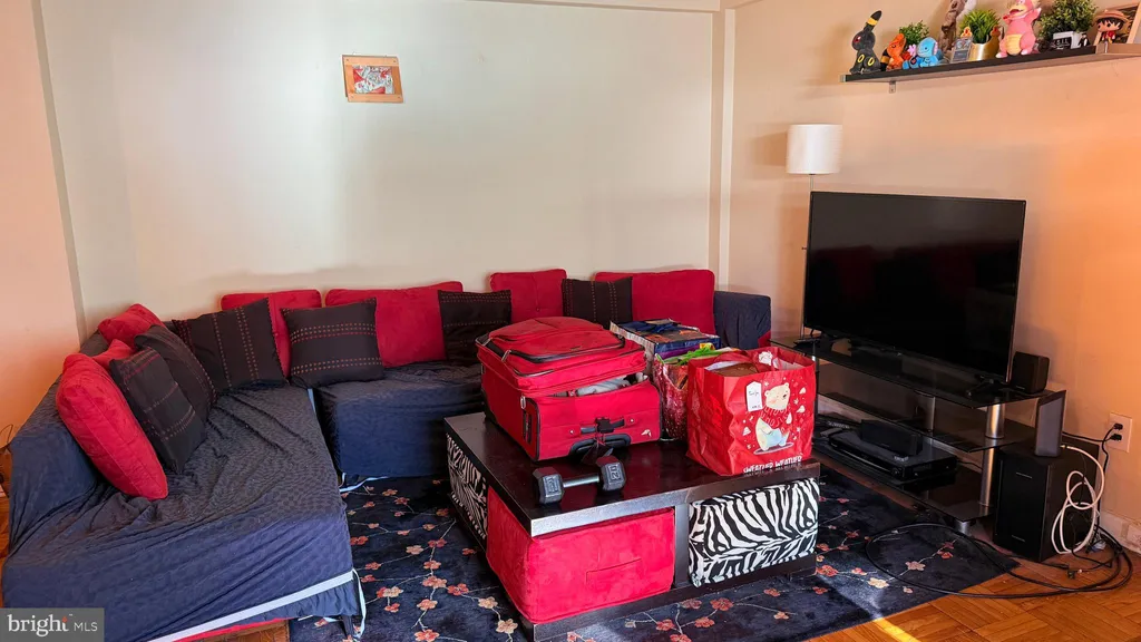 Additional image 3 of 2141 I Street NW Unit 516, Washington, DC 20037
