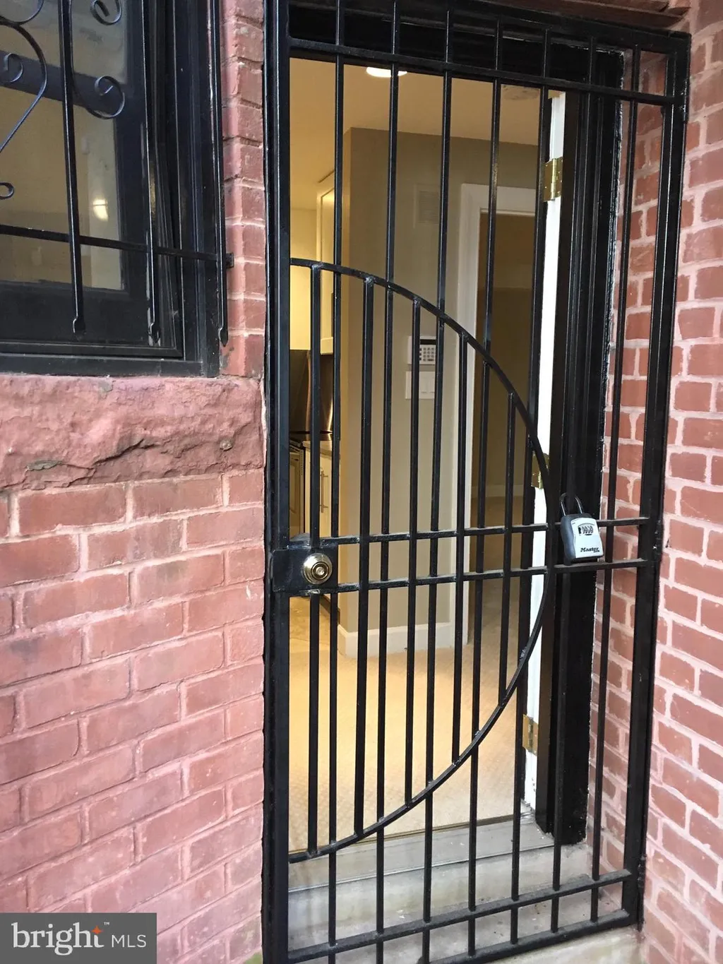 1630 19th St NW #B2, Washington, DC 20009 photo 3