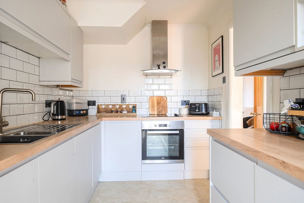 Additional image 8 of 3 bed semi-detached house for saleGlebe Way, Corsham SN13