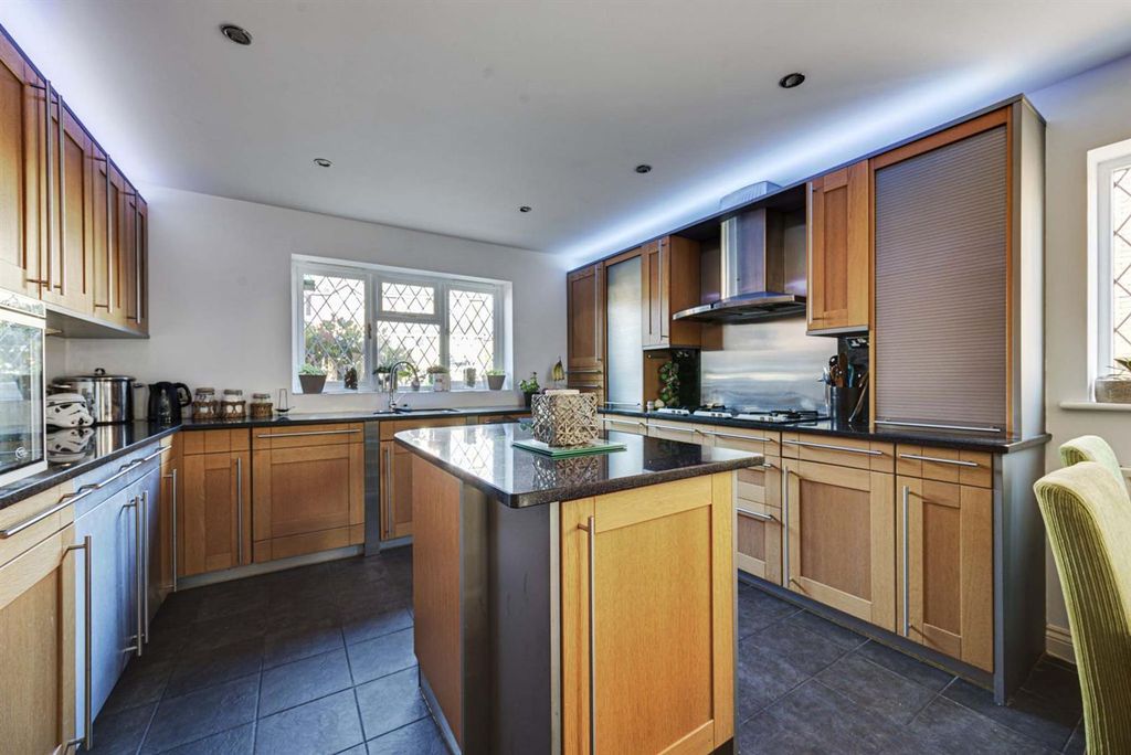 Additional image 10 of 5 bed detached house for saleTudor Way, Congleton CW12