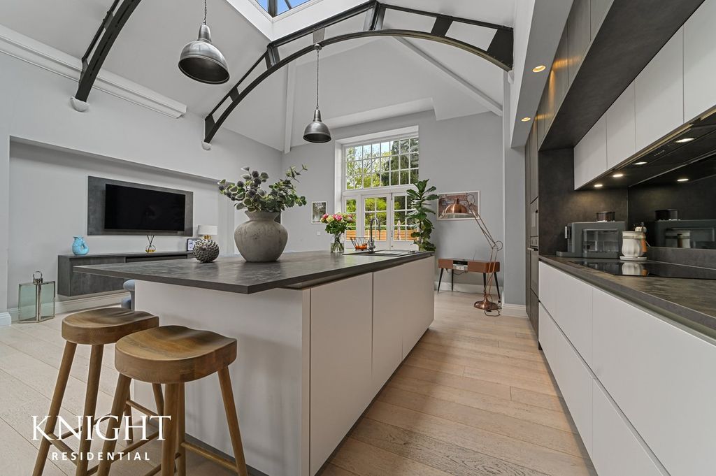 Additional image 7 of 3 bed semi-detached house for saleWhitmore Drive, Colchester CO4