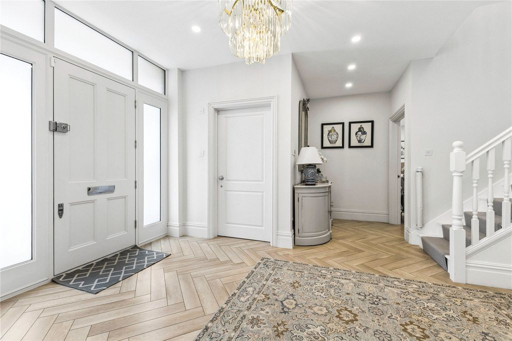 Additional image 15 of 4 bed detached house for saleBramble Rise, Cobham, Surrey KT11