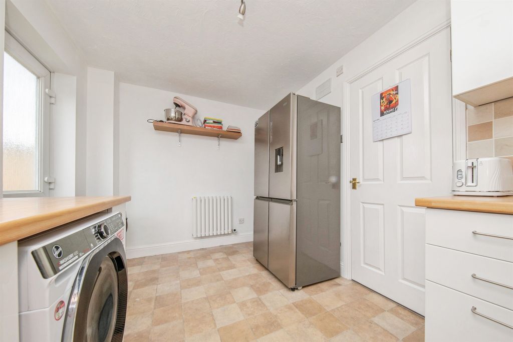 Additional image 10 of 2 bed semi-detached house for saleLangdale Drive, Highwoods, Colchester CO4