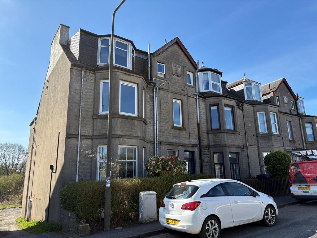 2 bed flat for saleCocklaw Street, Kelty KY4
