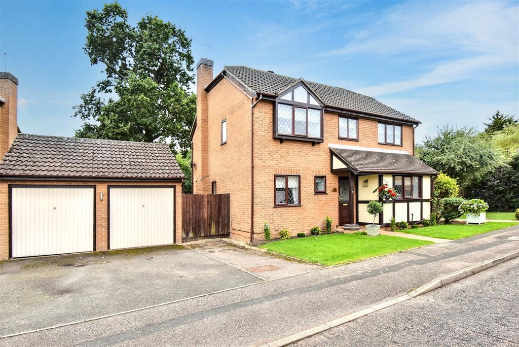 4 bed detached house for saleBriery Close, Great Oakley, Corby NN18