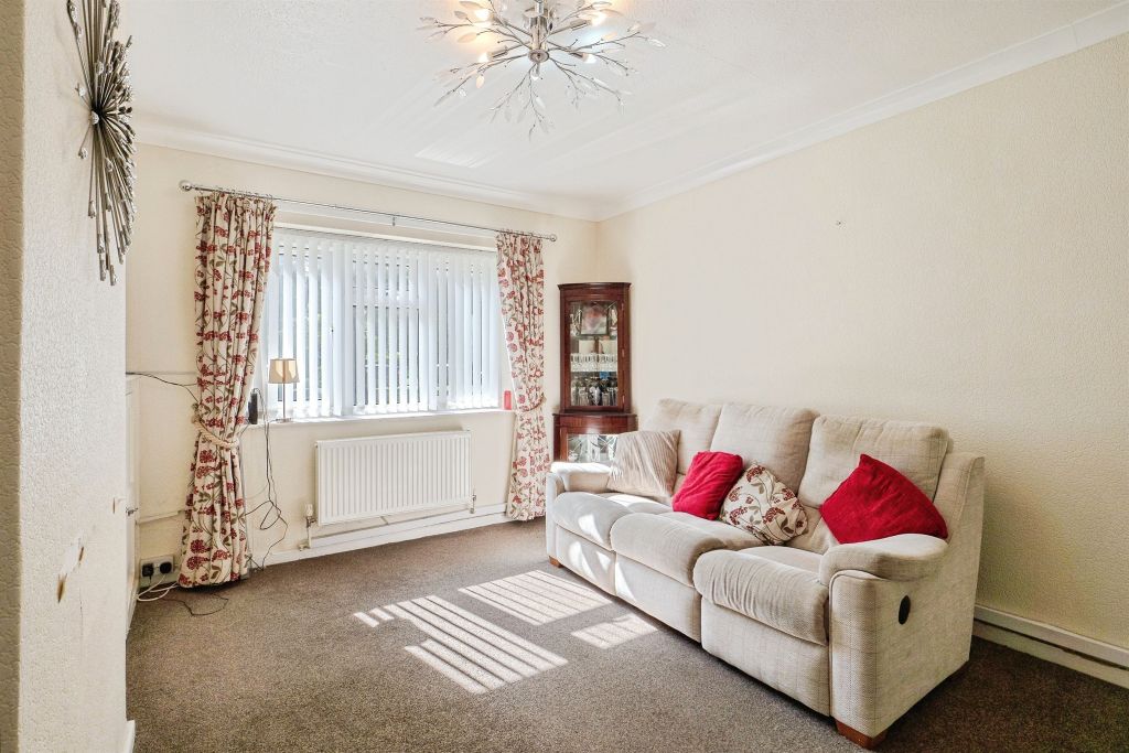 Additional image 2 of 1 bed flat for saleGarendon Green, Loughborough LE11