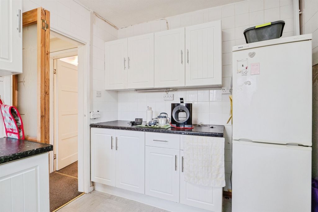 Additional image 10 of 1 bed flat for saleGarendon Green, Loughborough LE11