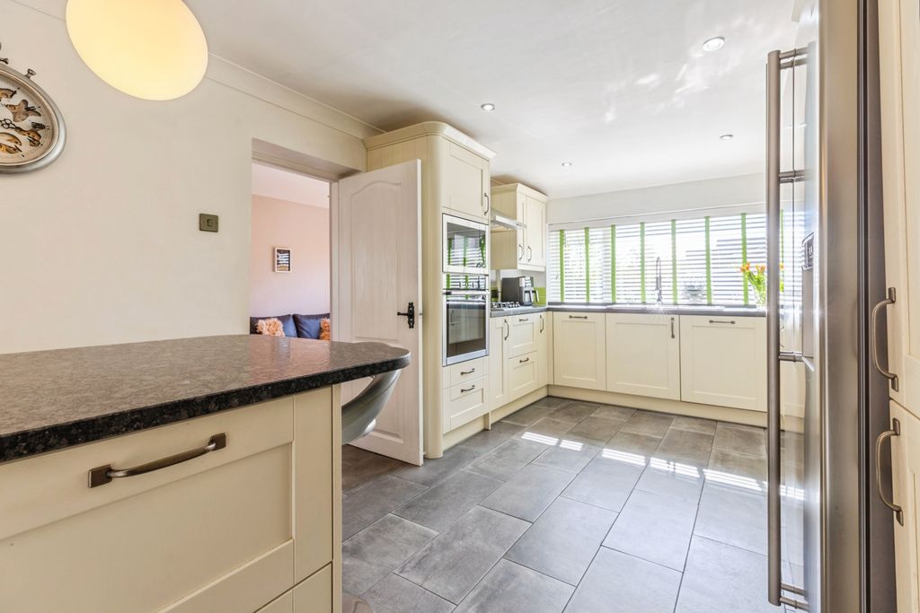 Additional image 12 of 4 bed detached bungalow for saleAlderford Close, Clitheroe BB7