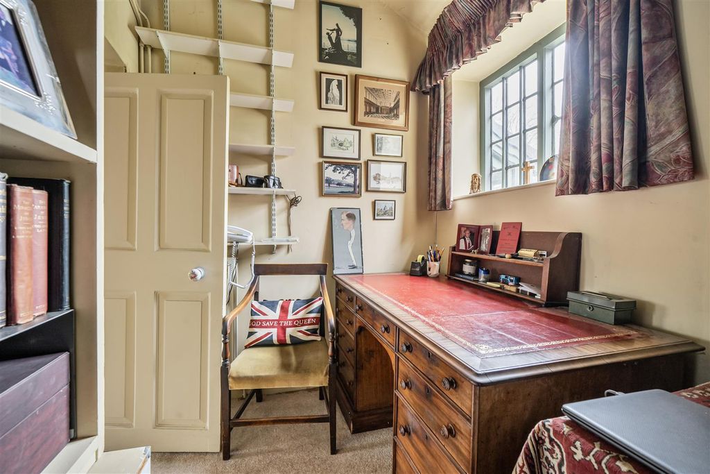 Additional image 9 of 5 bed semi-detached house for saleOrchard Lane, Crewkerne TA18