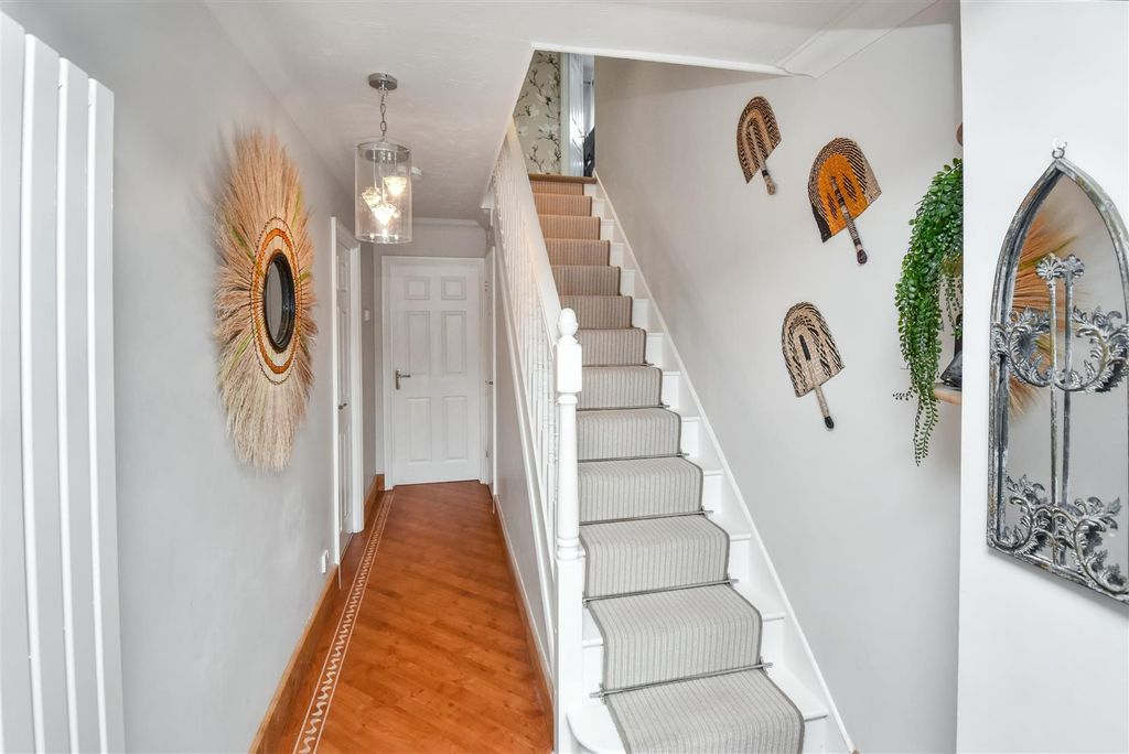 Additional image 11 of 6 bed detached house for saleNN17, Bramblewood Road, Weldon