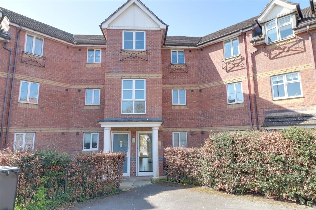 Additional image 8 of 2 bed flat for saleChassagne Square, Crewe CW1