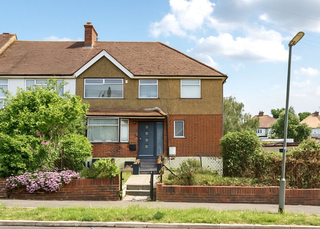 Additional image 12 of 4 bed semi-detached house for saleTartar Road, Cobham, Surrey KT11