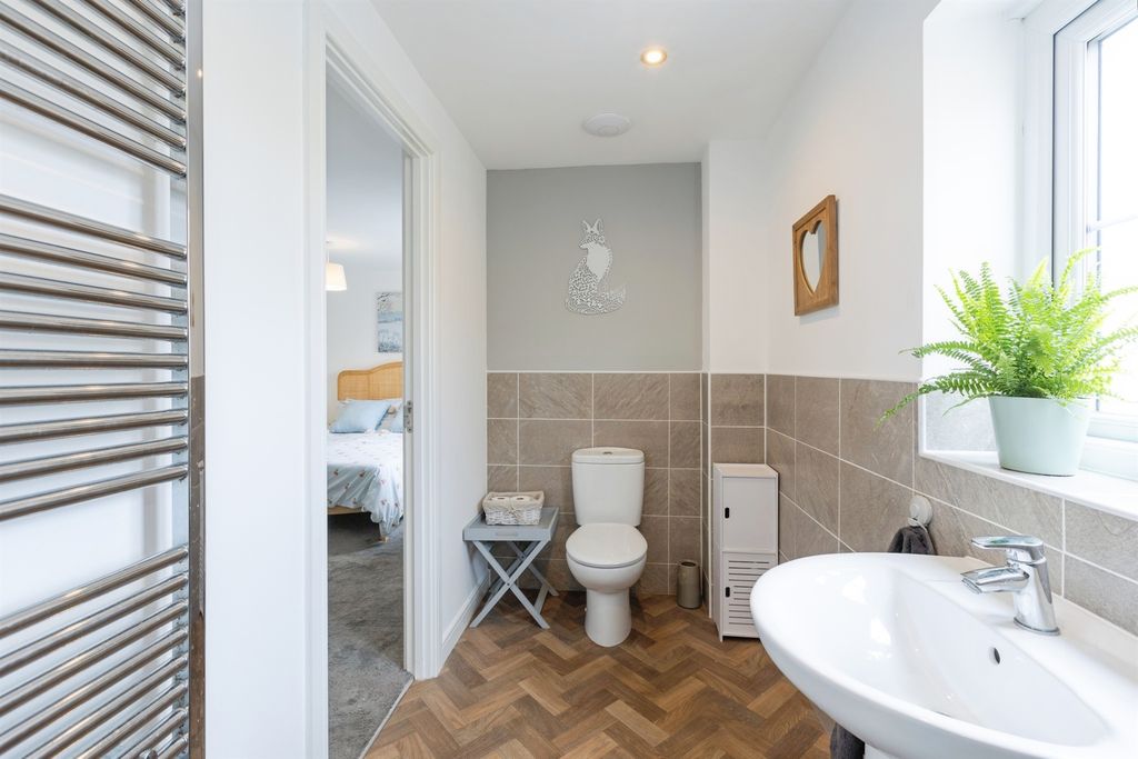 Additional image 16 of 4 bed detached house for saleAlbion Crescent, Corsham SN13