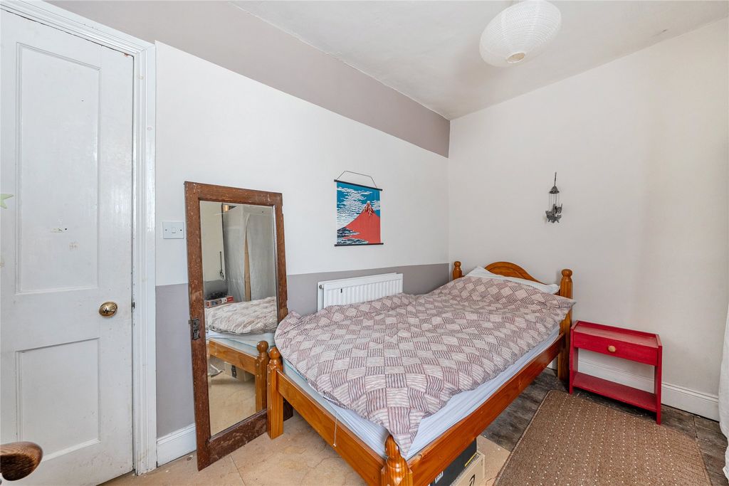 Additional image 16 of 4 bed terraced house for saleHigh Street, Crediton, Devon EX17