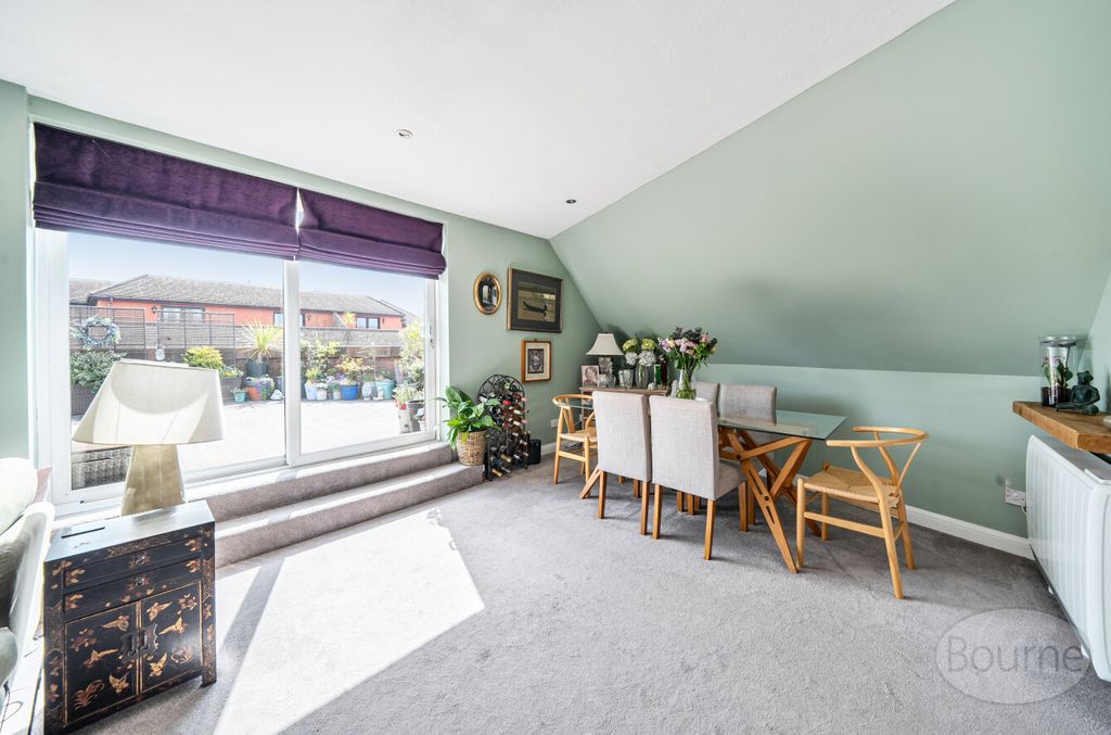 Additional image 3 of 2 bed flat for saleFreelands Road, Cobham, Surrey KT11