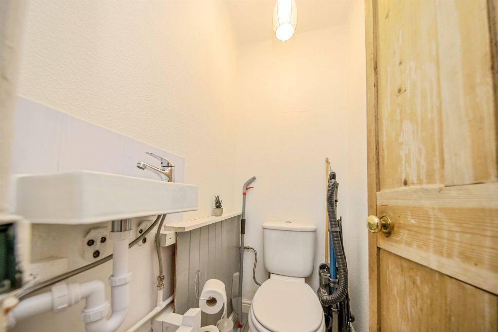 Additional image 11 of 3 bed semi-detached house for saleSt. Andrews Avenue, Colchester CO4