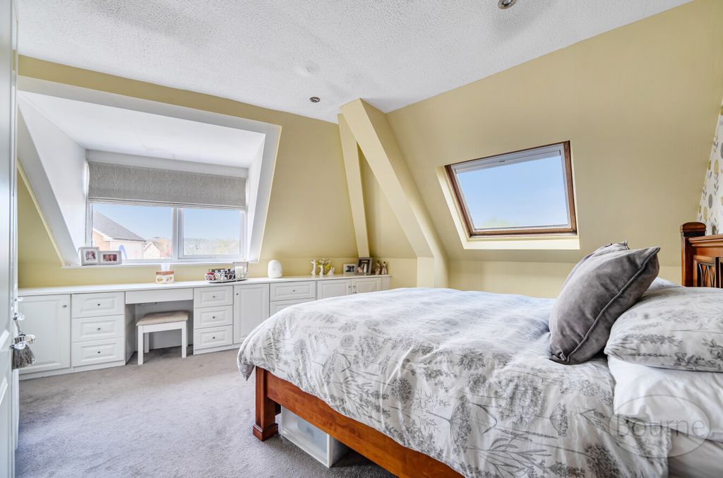 Additional image 6 of 2 bed flat for saleFreelands Road, Cobham, Surrey KT11