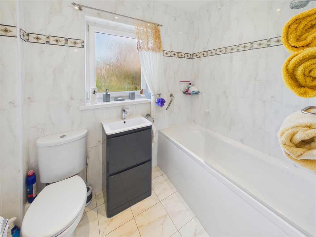 Additional image 16 of 4 bed detached house for saleHornbeam Drive, Cottingham HU16