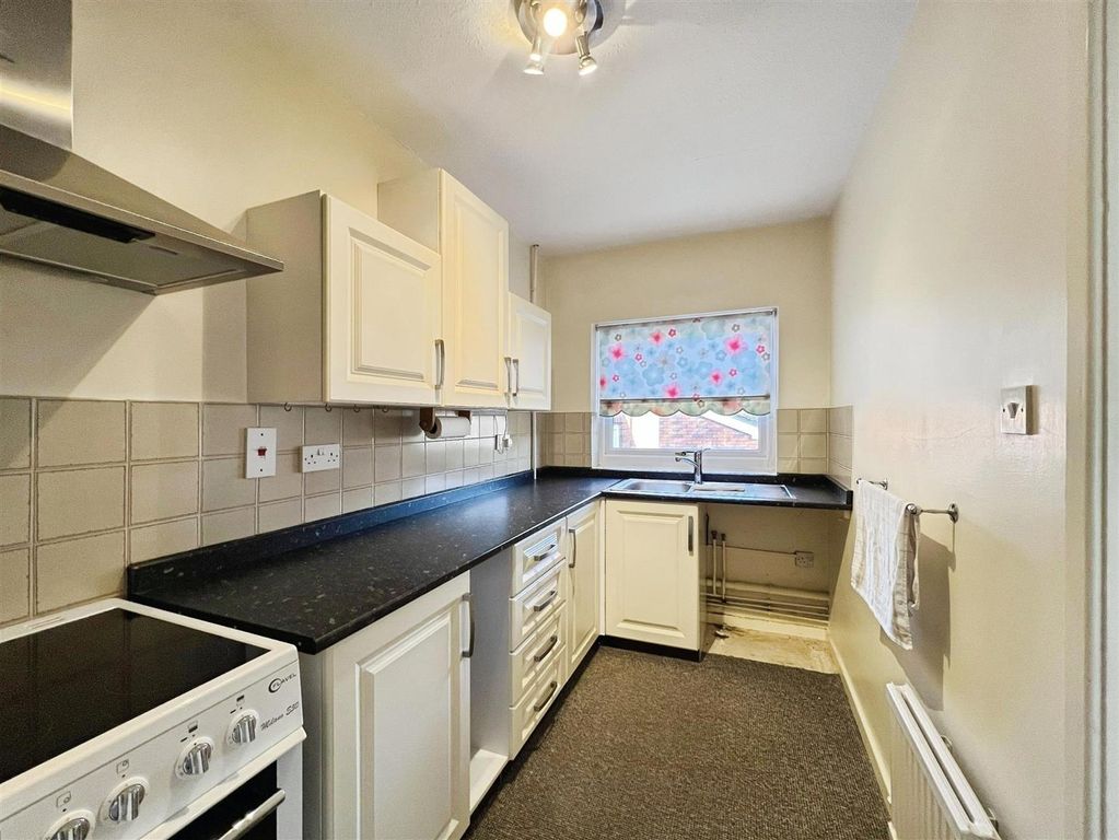 Additional image 3 of 1 bed flat for salePriesty Court, Congleton CW12