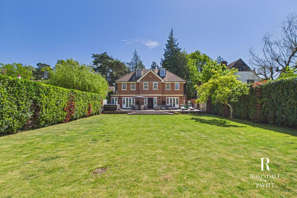 Additional image 43 of 5 bed detached house for saleHow Lane, Chipstead CR5