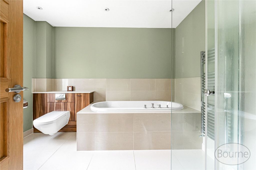 Additional image 15 of 5 bed detached house for saleMiles Lane, Cobham, Surrey KT11